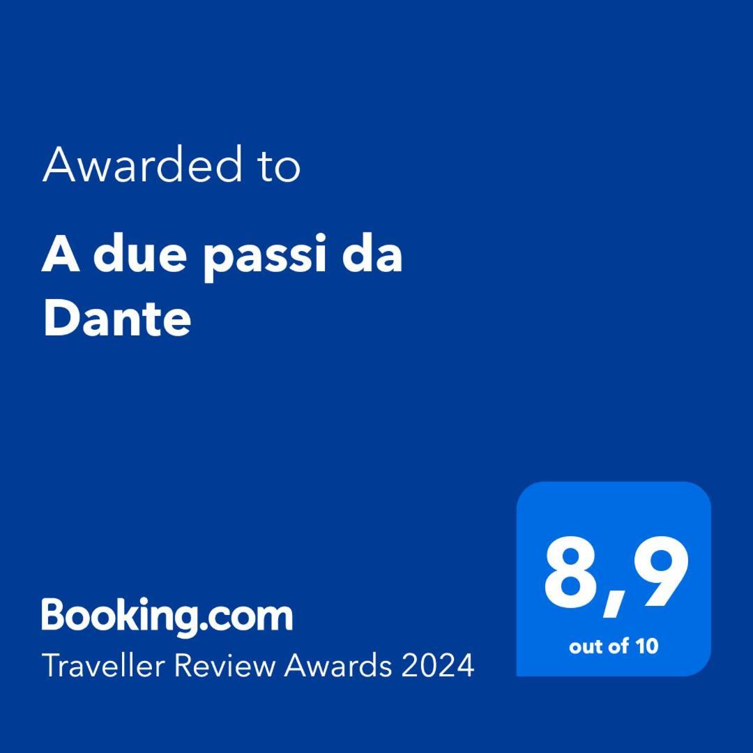 A due passi da Dante Nápoles Exterior foto