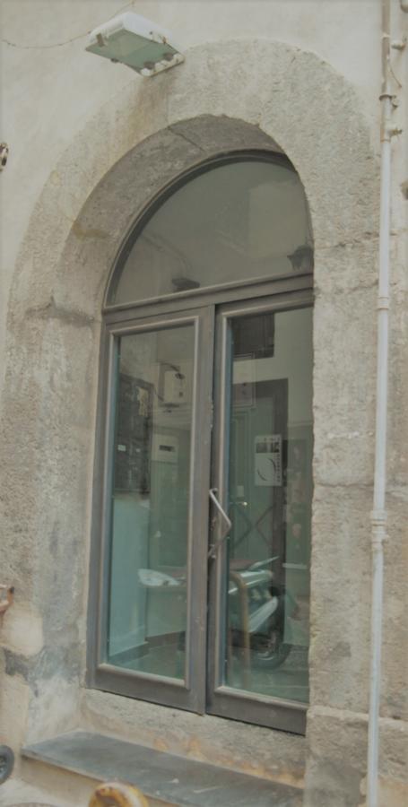 A due passi da Dante Nápoles Exterior foto